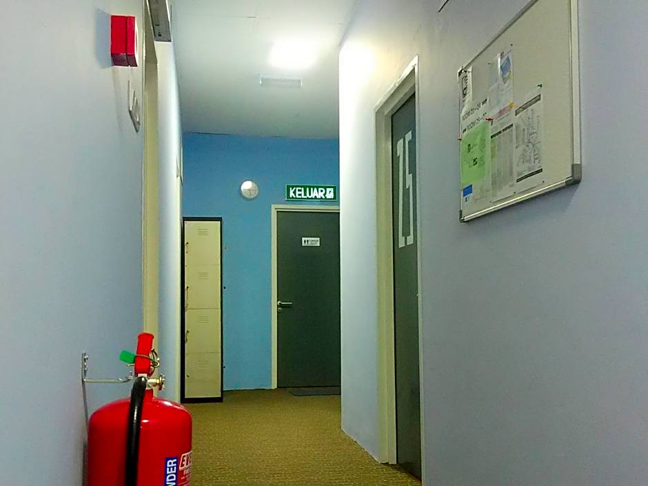 Moon Eleven Hostel Airport Transit - KLIA