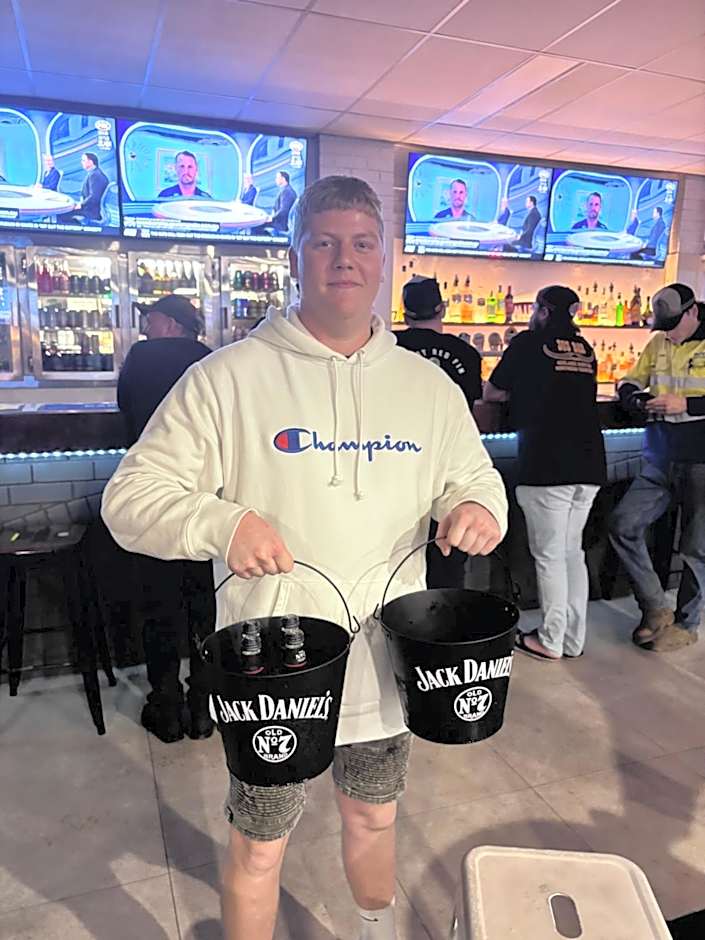 The Club Hotel Collie