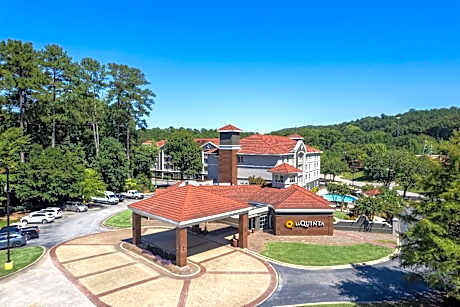 La Quinta Inn & Suites by Wyndham Birmingham Hoover