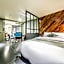 Docking Hotel