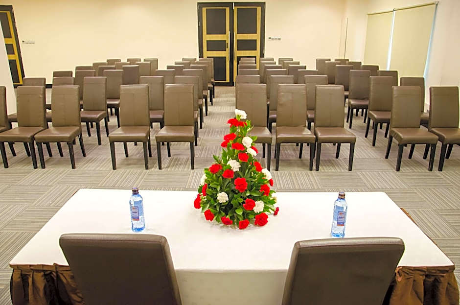 Best Western Plus Meridian Hotel