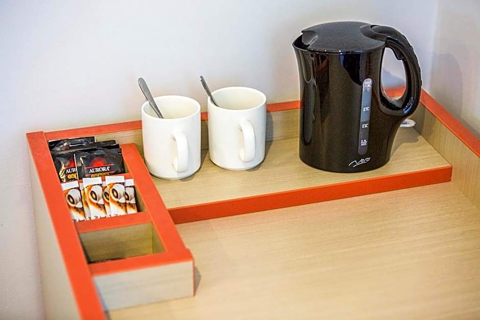 Nightcap at Rose & Crown Hotel