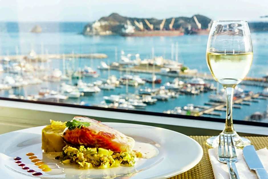 Hilton Garden Inn Santa Marta