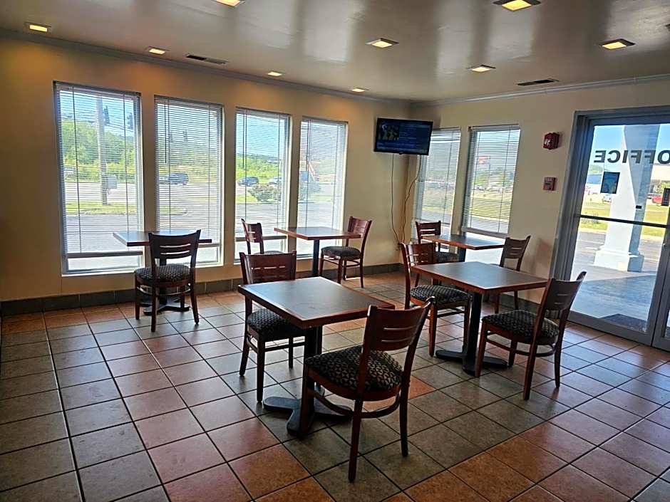 budgetel Inn & Suites