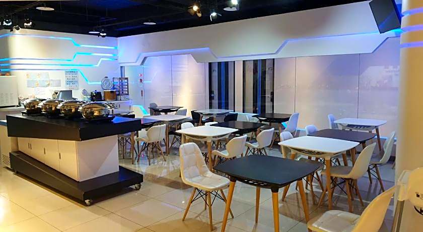 Galaxia Business Hotel