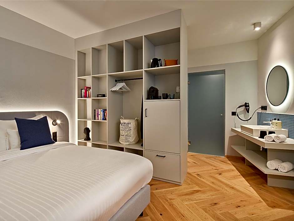 URBANAUTS STUDIOS Fillgrader