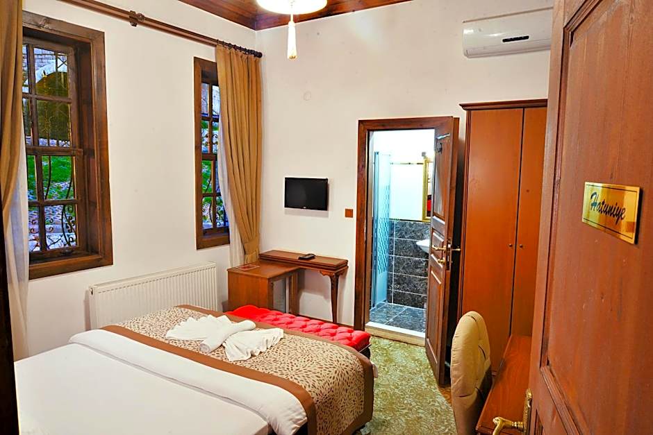 Uluhan Hotel