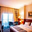 Lamar Azur Hotel