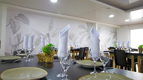 On Vacation Coral Flower