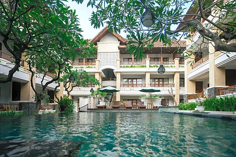 Fourteen Roses Beach Hotel