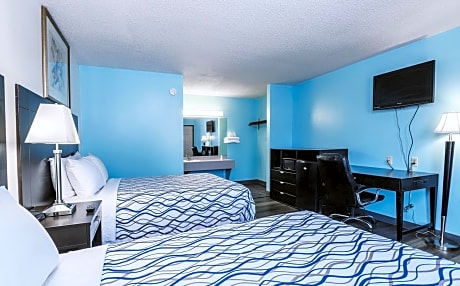 Deluxe 2 Queen Bed Non-smoking