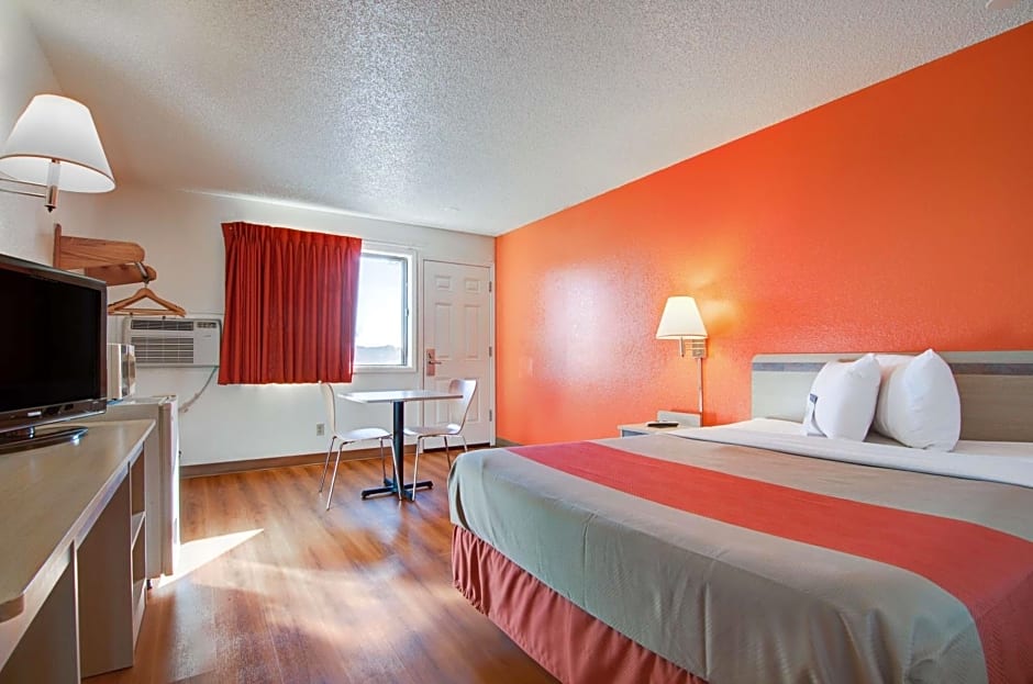 Motel 6-Colby, KS