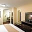 Holiday Inn Express Frazer - Malvern By IHG