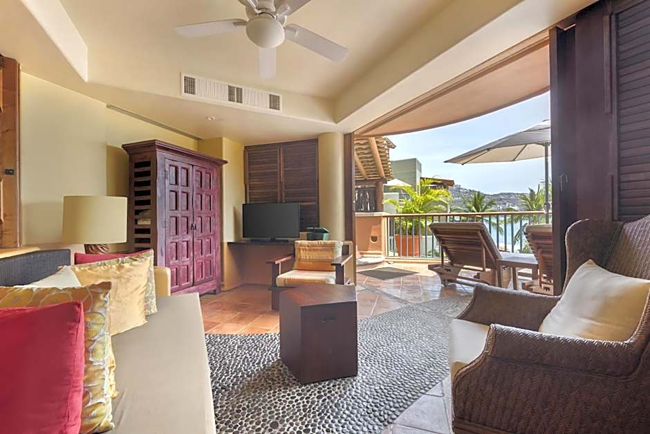 Hilton Grand Vacations Club Zihuatanejo Mexico