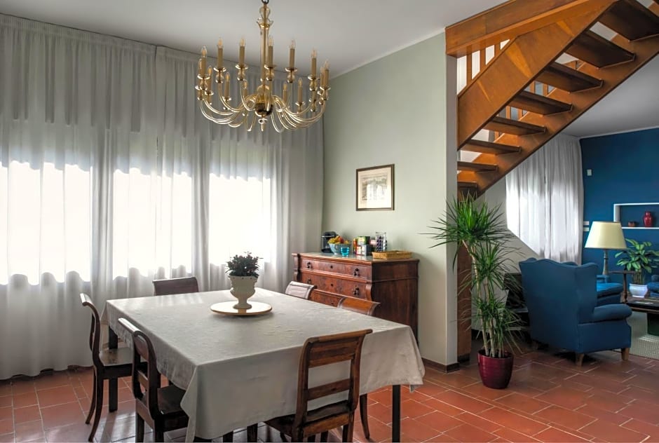 Casa Lunia Guesthouse