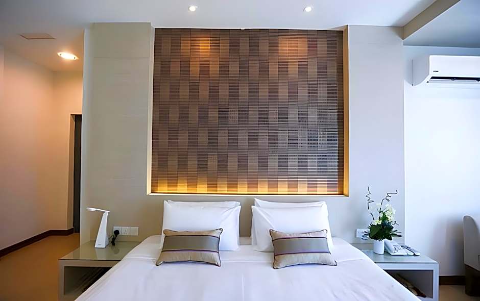 Cenang Plaza Beach Hotel