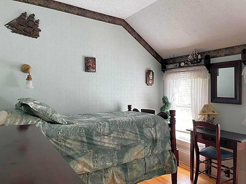 Photo 1 of 4 of Single Room with Private Bathroom