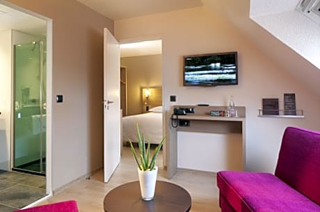 FAMILY SUITE