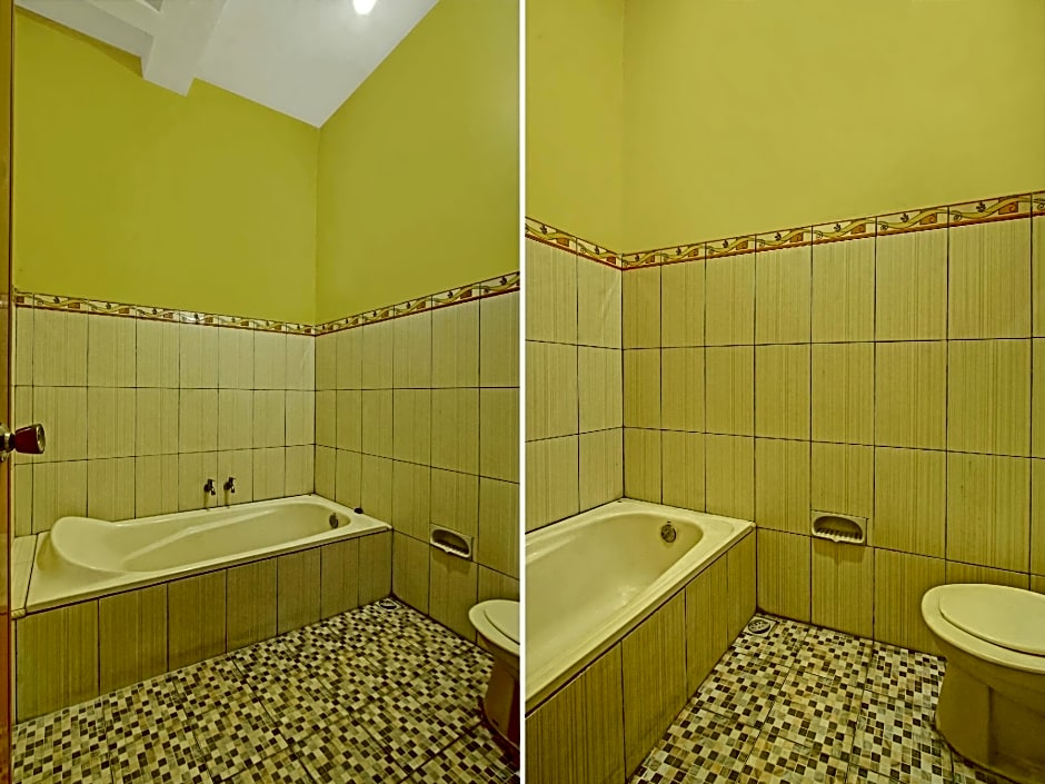 OYO 90031 Villa Papada