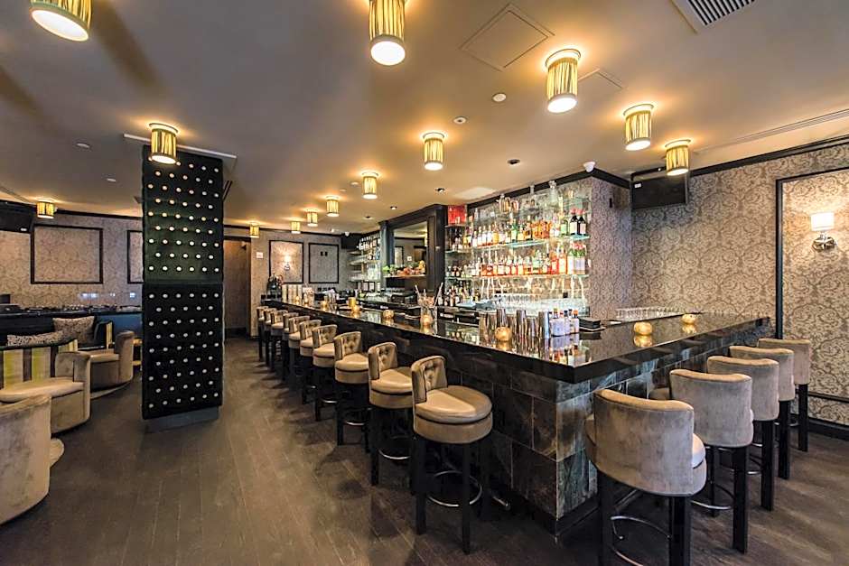 Dream Midtown by Hyatt