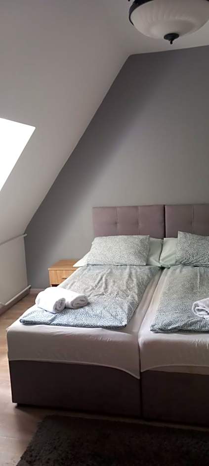 Árnyas Panzió Gödöllő