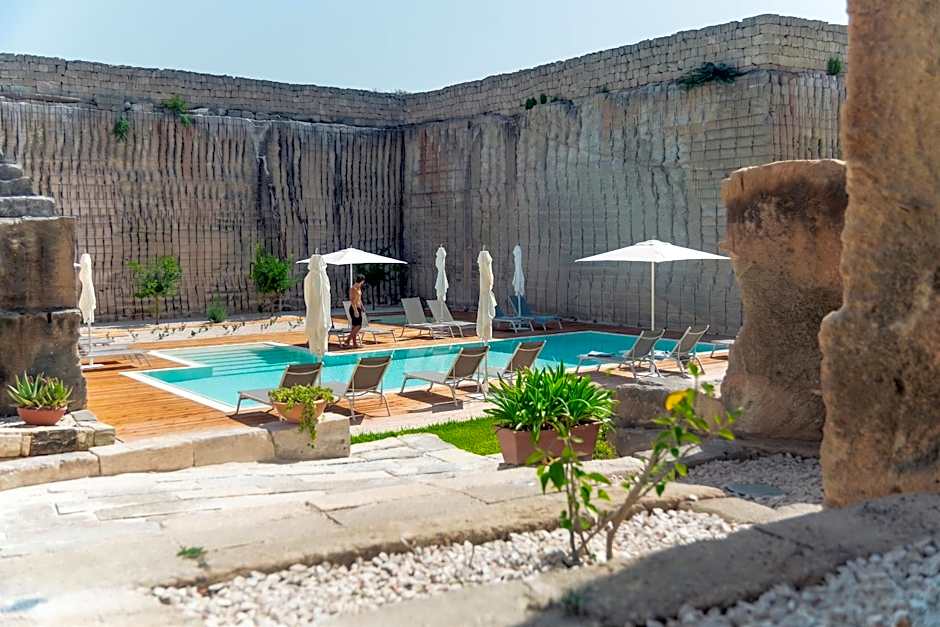 Pirrera Carved Oasis