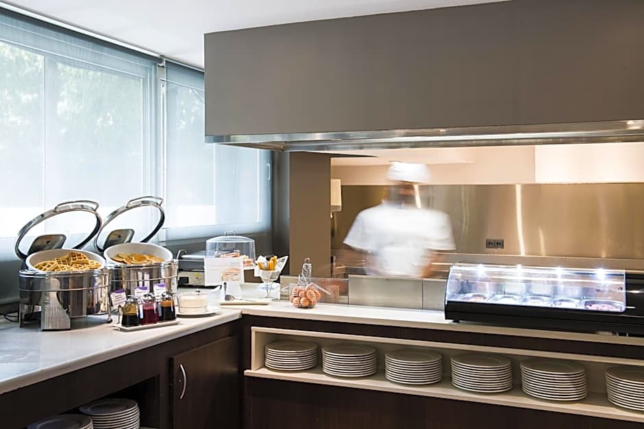 Catalonia Atenas Hotel