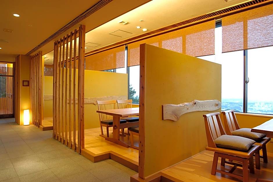 山荘 風の杜 Sanso Kazenomori