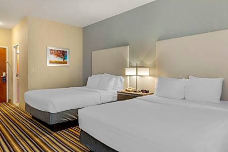 Queen Room with Two Queen Beds - Non-Smoking/Disability Access