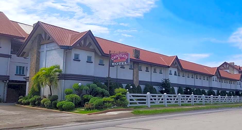Chocolate and Berries Hotel