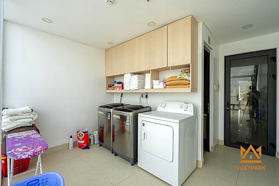 Signy House Hotel & Apartments