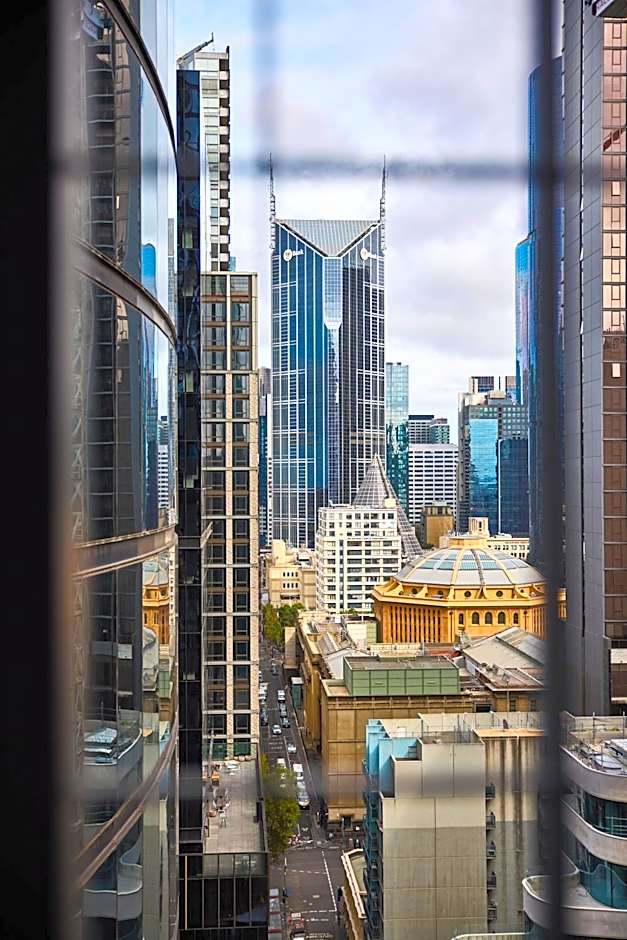 Brady Hotels Jones Lane