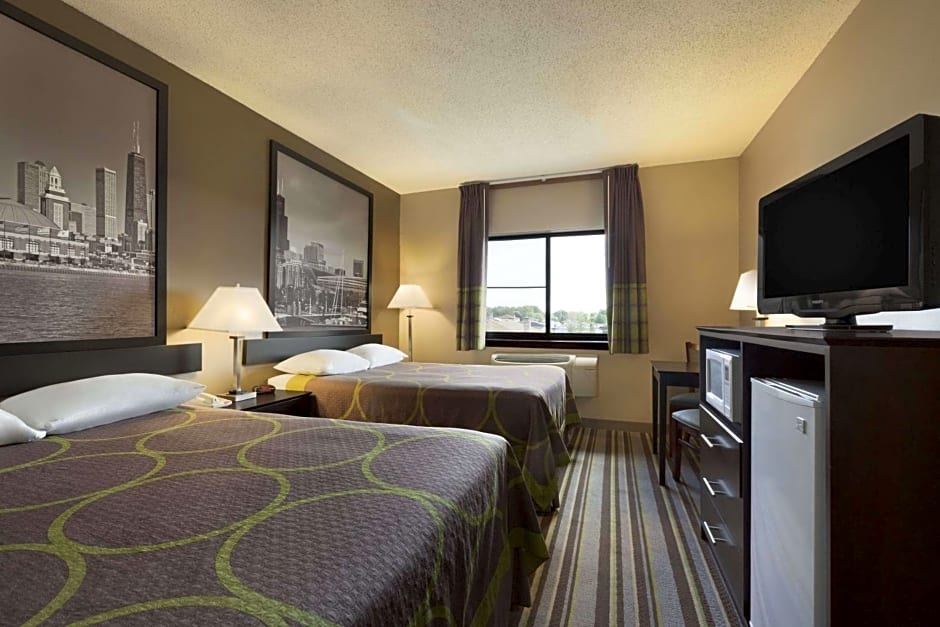 Super 8 by Wyndham Bridgeview/Chicago Area