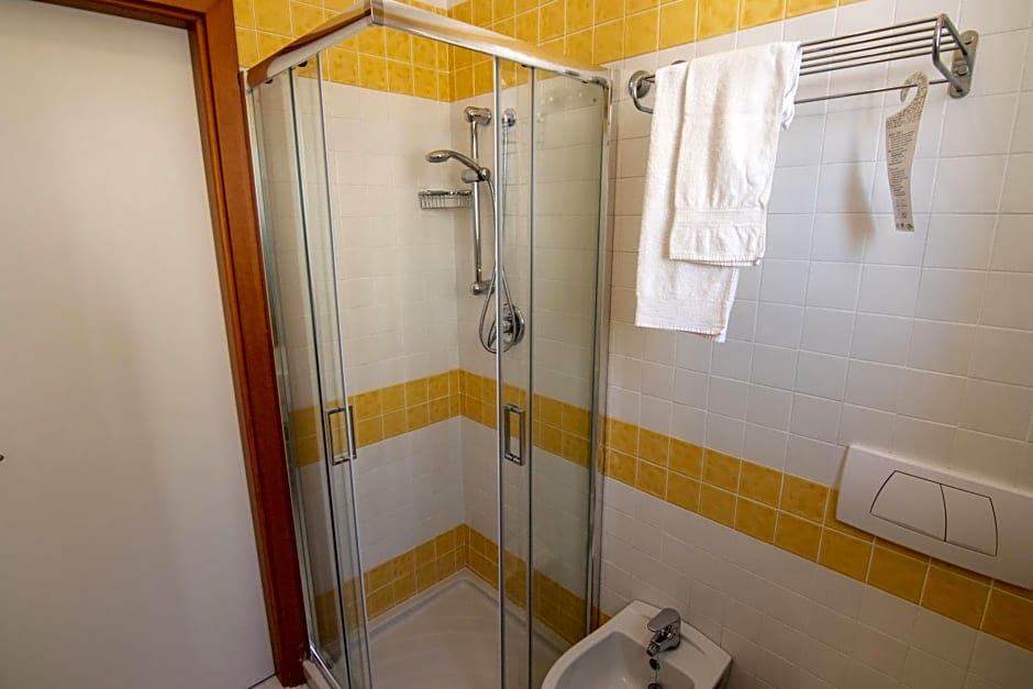 HOTEL ADRIA BEACH