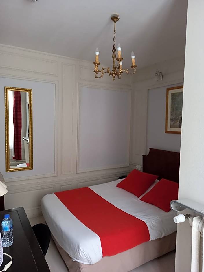 Brit Hotel Comtes De Champagne - Troyes Centre Historique