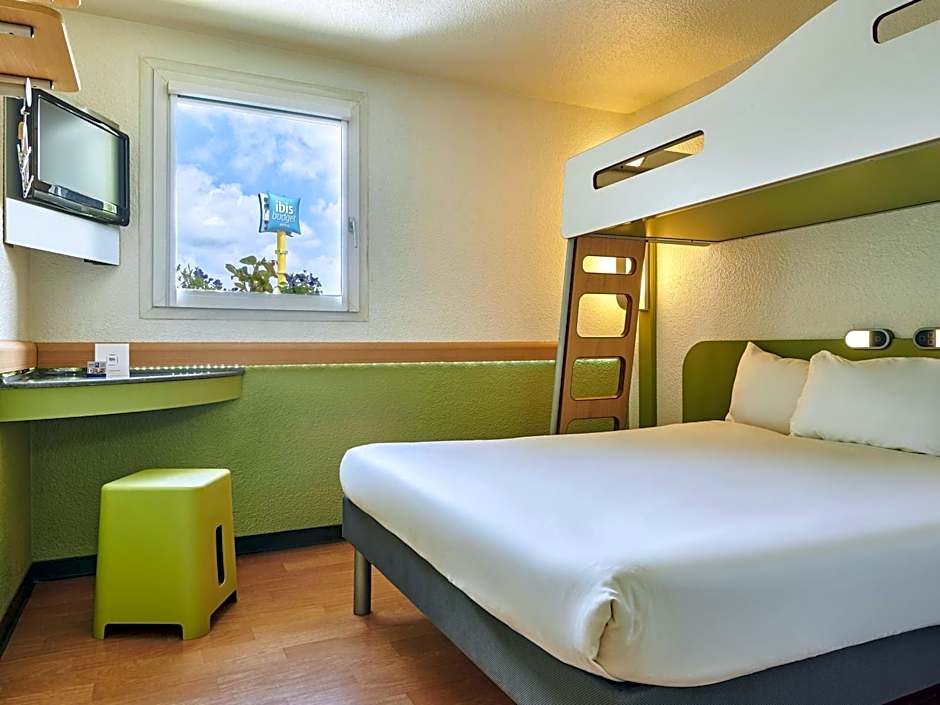 Ibis Budget Versailles Coignieres