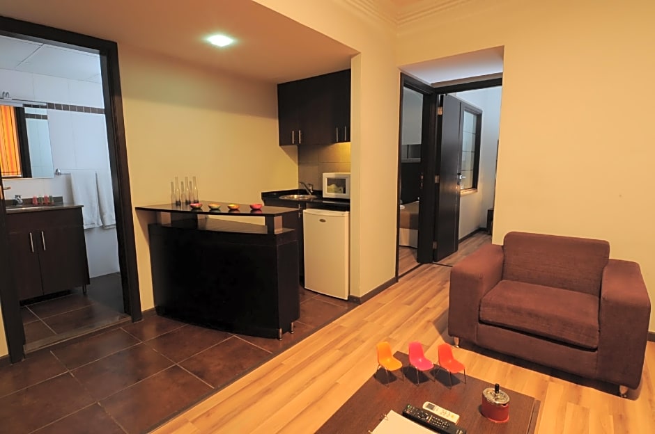 Suite Hotel Chrome