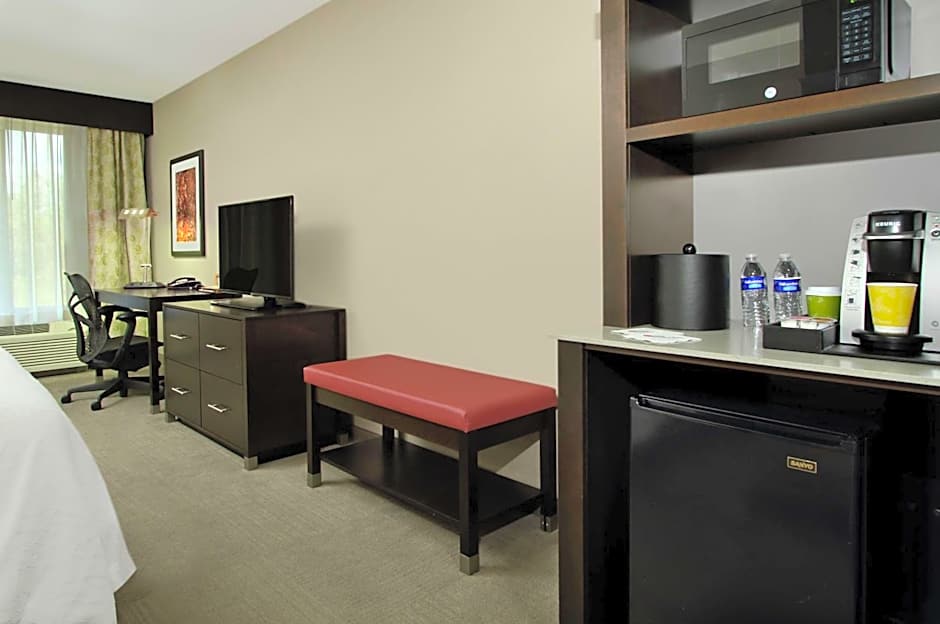 Hilton Garden Inn Sonoma County Airport