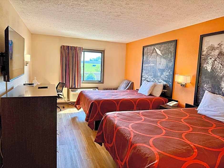 Super 8 by Wyndham Hillsville