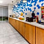 La Quinta Inn & Suites by Wyndham San Antonio Alamo City