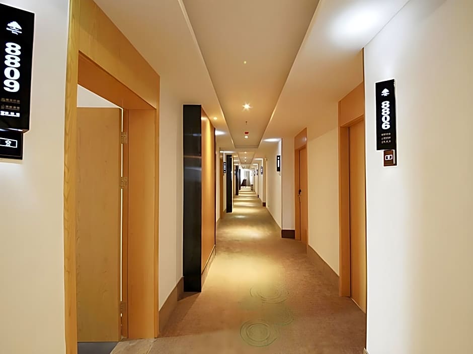 GreenTree Inn Zhengzhou Gongyi Xinxing Road