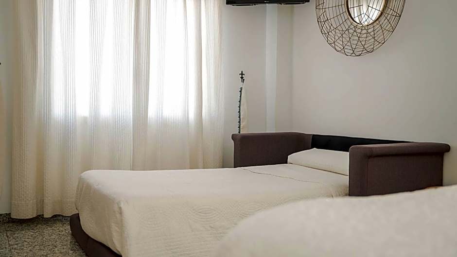 Photo 1 of 2 of 1 Double Bed or 2 Twin Beds