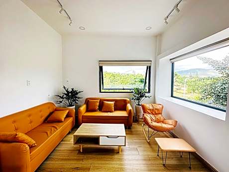 Sol Valley -  Boba House