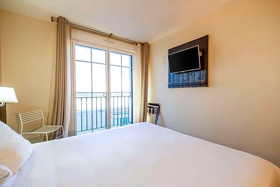 Les Flots - Hôtel et Restaurant face à l'océan - Châtelaillon-Plage