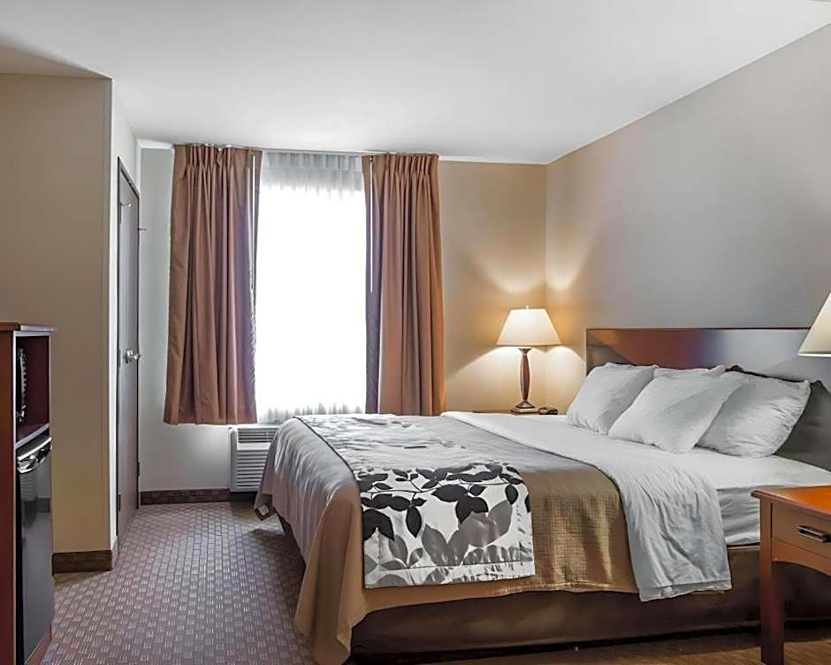 Rodeway Inn & Suites Salina South