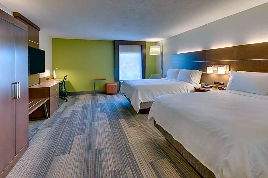 Holiday Inn Express & Suites Atlanta Perimeter Mall Hotel By IHG