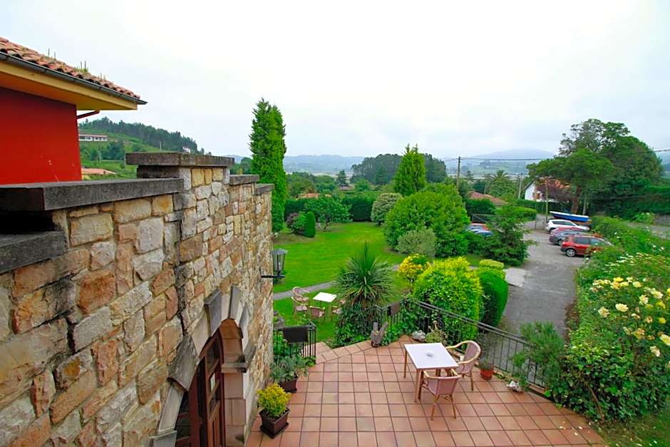 Hotel Rural Alavera