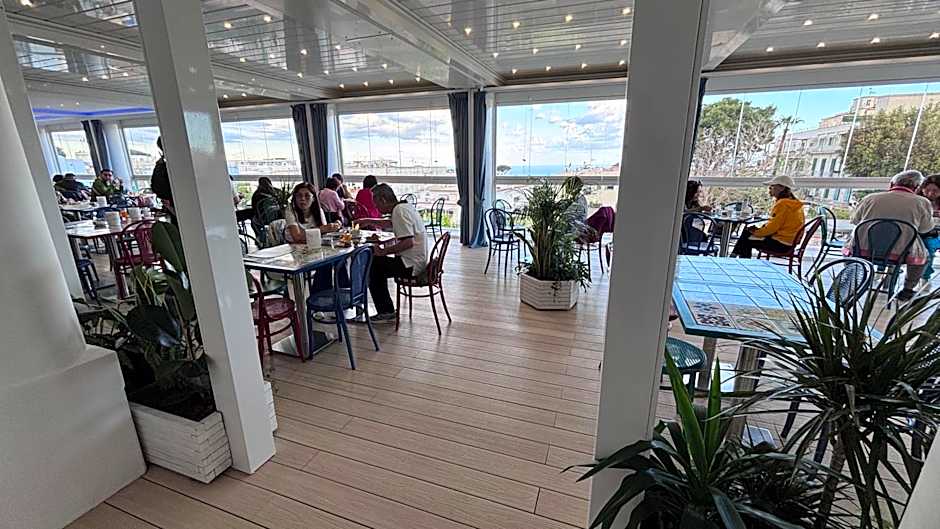 Bougainville Luxury Boutique Hotel