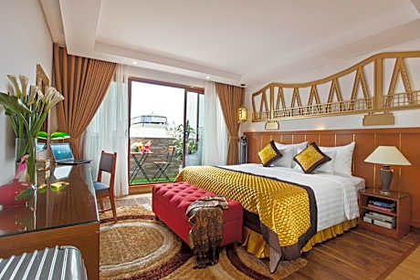 Premium Balcony Double or Twin