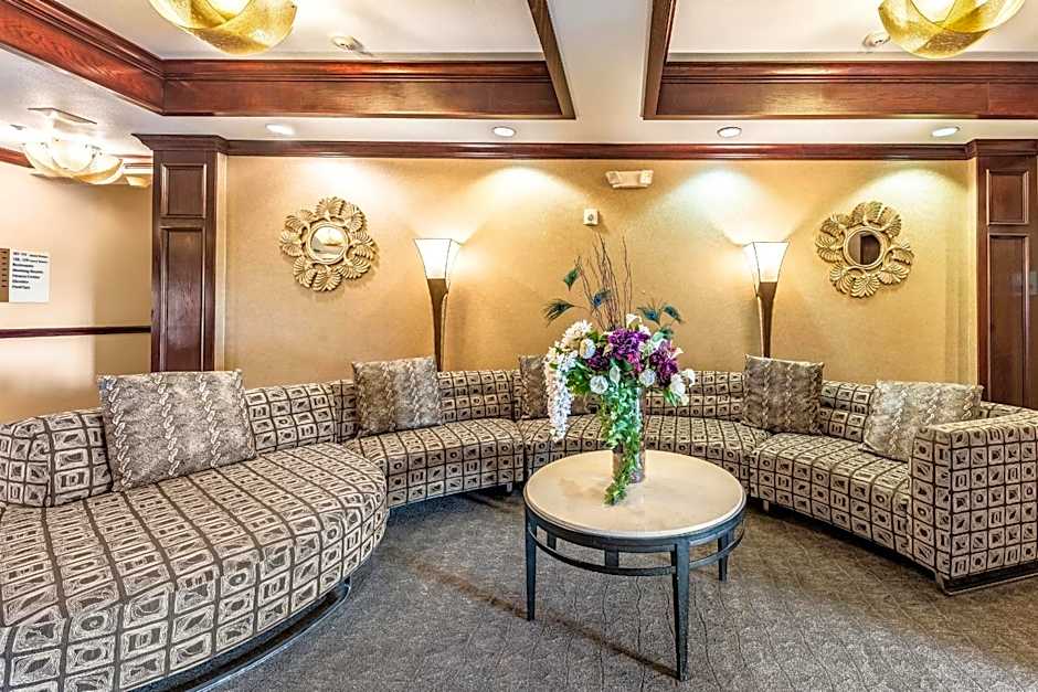 Red Lion Inn & Suites Mineral Wells